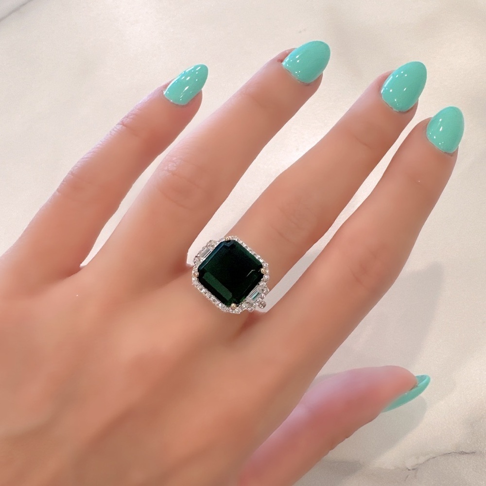Sterling silver 18k plated gold enchanted forest emerald green‎ ring size 6.5
